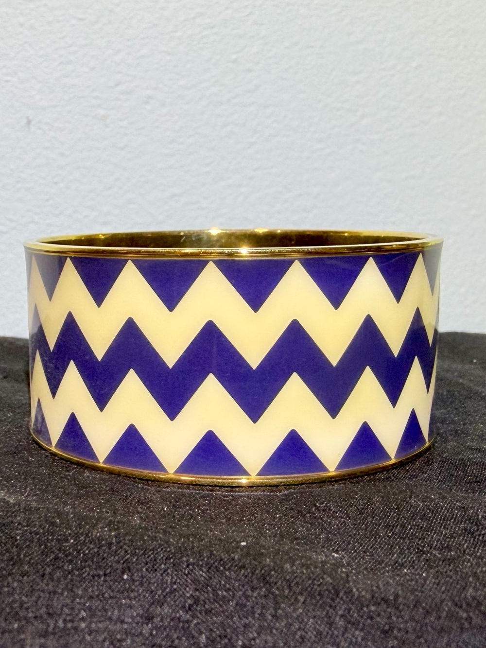 Kate Spade Chevron Design Enamel Bangle in Navy and Cream Summer Nautical Flair